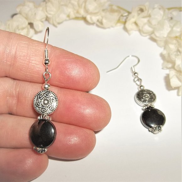 Earrings Silver and Dark Gray Hematite Beaded Jewelry Set Dangle Drop Gift A629 - Picture 5 of 7